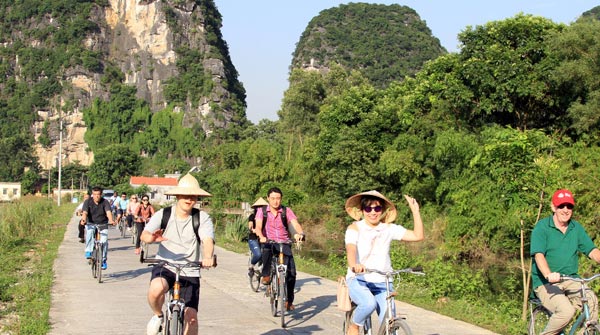 Biking in Trang An