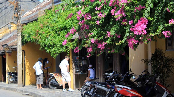 Visit Hoian, Vietnam